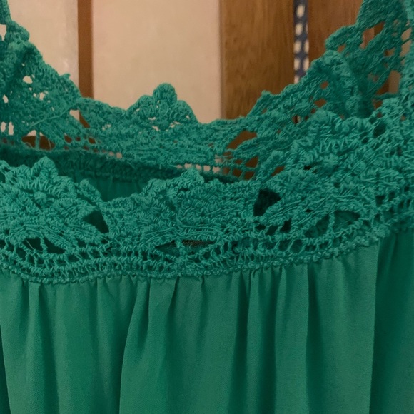 Spring/Summer top - Picture 3 of 4